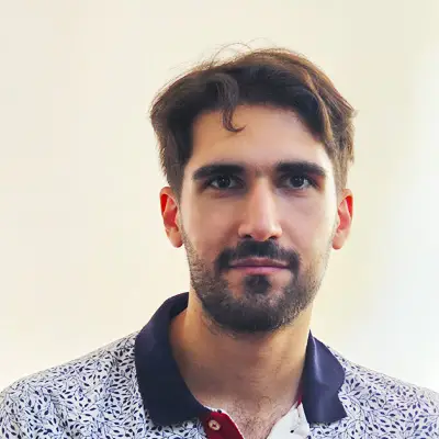 فرزاد استاجی